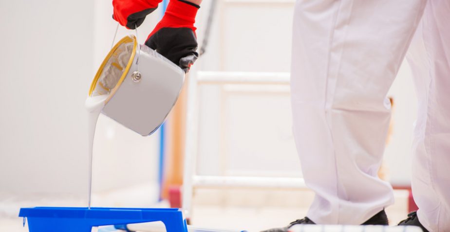 How prepare your home before the painter and decorator arrives?